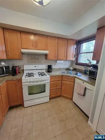 63-69 Rome Street Newark NJ 07105