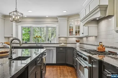 586 Sparrowbush Road Wyckoff NJ 07481