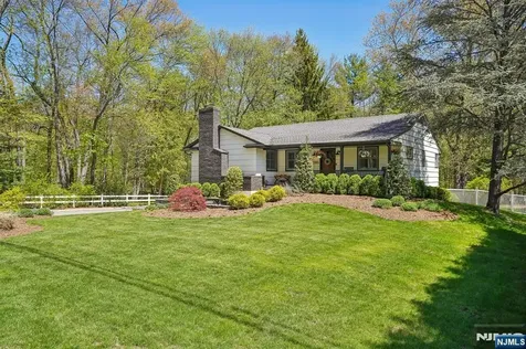 586 Sparrowbush Road Wyckoff NJ 07481