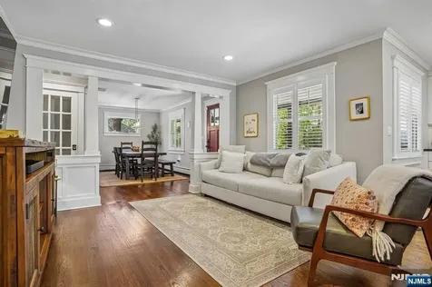 586 Sparrowbush Road Wyckoff NJ 07481
