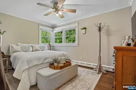 586 Sparrowbush Road Wyckoff NJ 07481