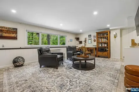 586 Sparrowbush Road Wyckoff NJ 07481