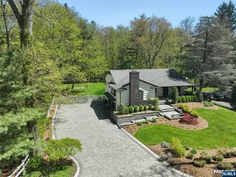 586 Sparrowbush Road Wyckoff NJ 07481