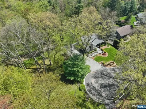 586 Sparrowbush Road Wyckoff NJ 07481