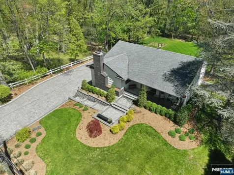 586 Sparrowbush Road Wyckoff NJ 07481
