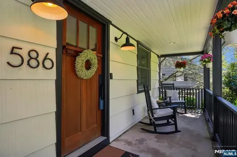 586 Sparrowbush Road Wyckoff NJ 07481