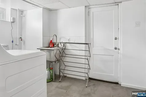 39 Glen Avenue Millburn NJ 07041