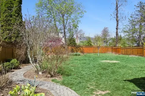 39 Glen Avenue Millburn NJ 07041