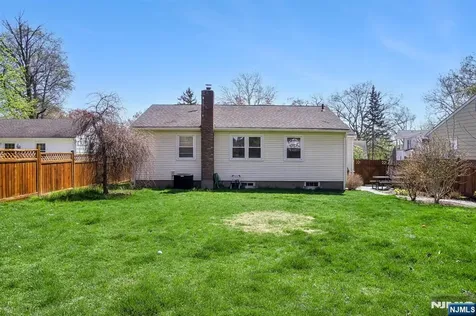 39 Glen Avenue Millburn NJ 07041