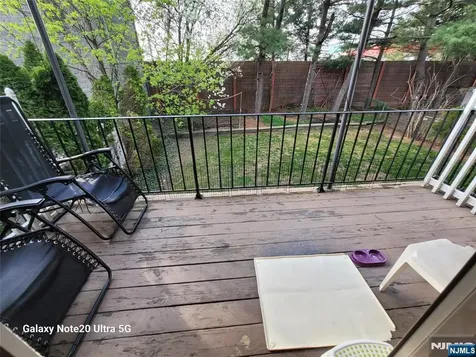 1643 Maple Street Fort Lee NJ 07024