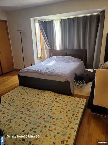 1643 Maple Street Fort Lee NJ 07024