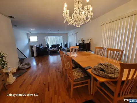 1643 Maple Street Fort Lee NJ 07024