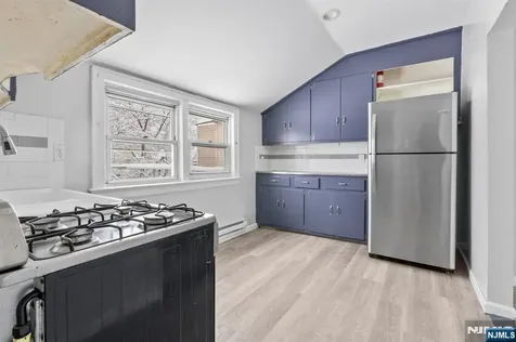 211 13th Street Newark NJ 07107