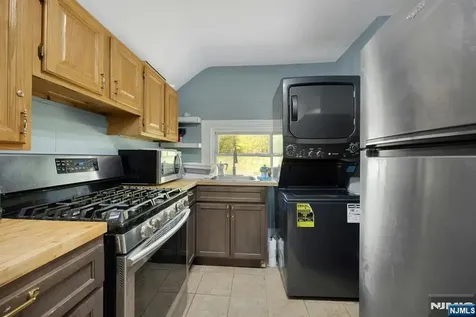 460 Orchard Street Englewood NJ 07631