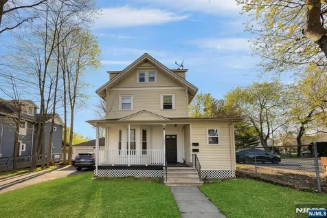 460 Orchard Street Englewood NJ 07631