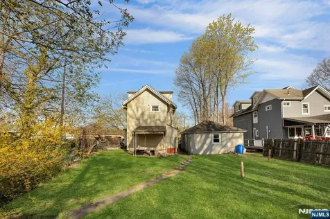 460 Orchard Street Englewood NJ 07631