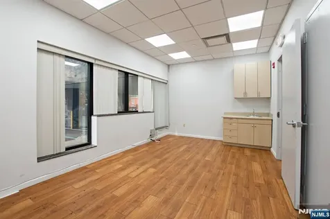 535 Grand Avenue Englewood NJ 07631