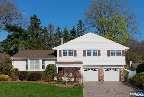 109 Dogwood Court Westwood NJ 07675