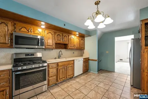 109 Dogwood Court Westwood NJ 07675