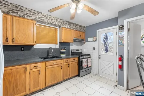 656 Devon Street Kearny NJ 07032