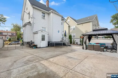 656 Devon Street Kearny NJ 07032