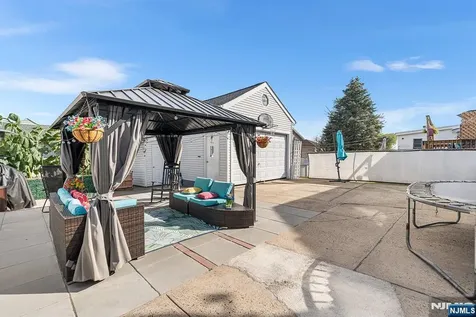 656 Devon Street Kearny NJ 07032