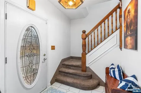 656 Devon Street Kearny NJ 07032