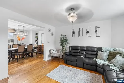 656 Devon Street Kearny NJ 07032