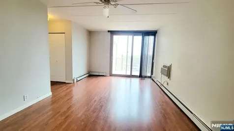 515 Anderson Avenue Cliffside Park NJ 07010