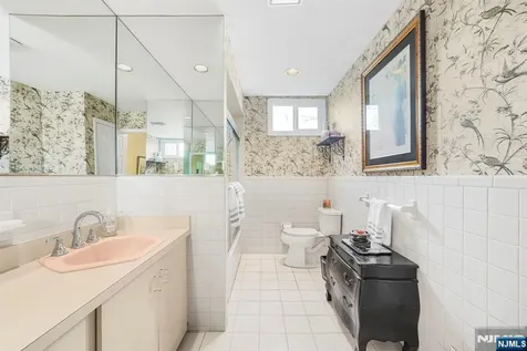 13 Flanders Drive Montville Township NJ 07058