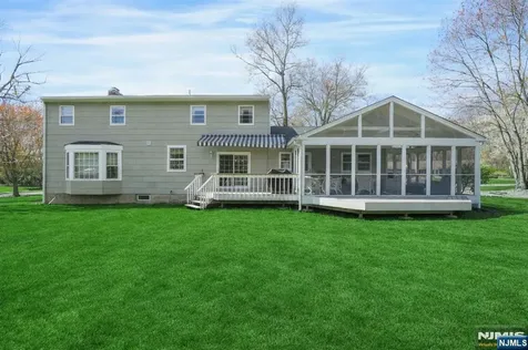13 Flanders Drive Montville Township NJ 07058