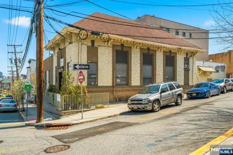 24-32 Dempsey Avenue Edgewater NJ 07020