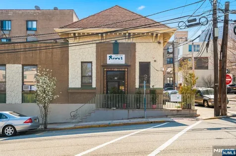 24-32 Dempsey Avenue Edgewater NJ 07020