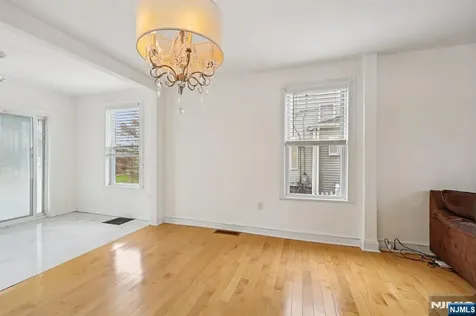 365 Highland Street Englewood NJ 07631