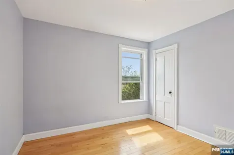 365 Highland Street Englewood NJ 07631