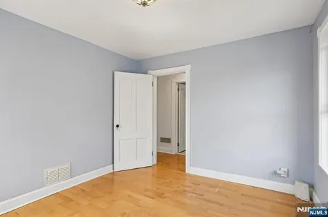 365 Highland Street Englewood NJ 07631