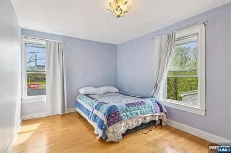365 Highland Street Englewood NJ 07631