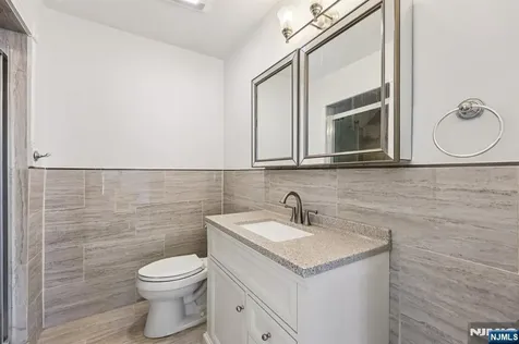 365 Highland Street Englewood NJ 07631