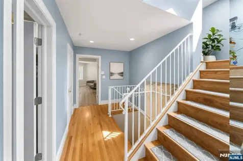 290 Dunkerhook Road Paramus NJ 07652