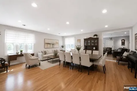 290 Dunkerhook Road Paramus NJ 07652