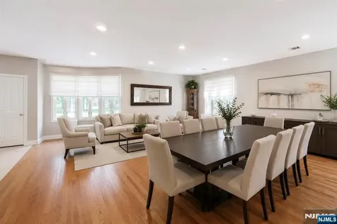 290 Dunkerhook Road Paramus NJ 07652