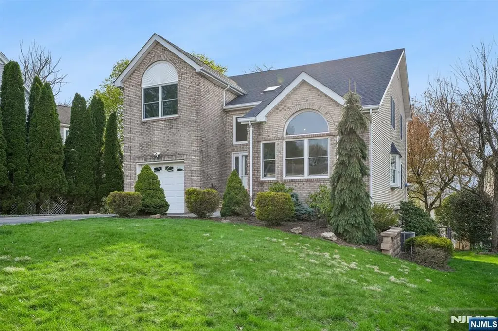 78 Elmwood Road Cedar Grove NJ 07009
