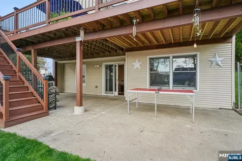 78 Elmwood Road Cedar Grove NJ 07009