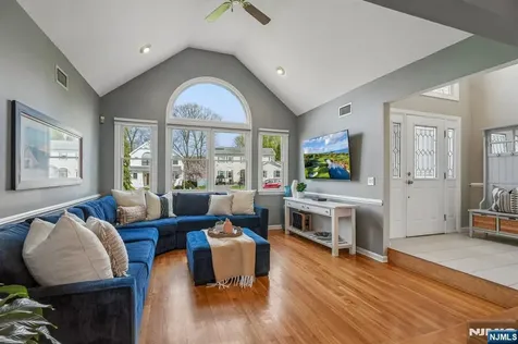 78 Elmwood Road Cedar Grove NJ 07009