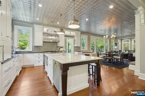 40 Highland Avenue Millburn NJ 07078