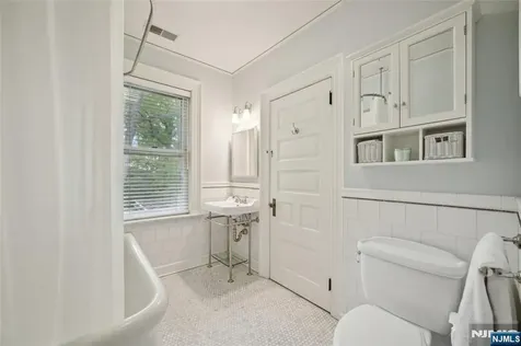 40 Highland Avenue Millburn NJ 07078