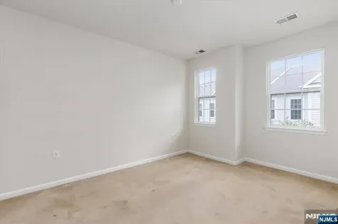 4 Jasmine Lane Garfield NJ 07026