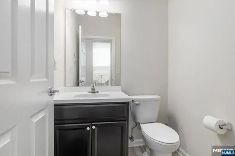 4 Jasmine Lane Garfield NJ 07026
