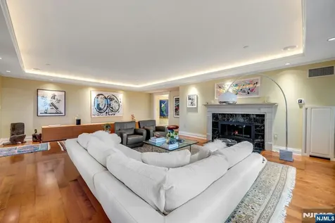 900 Palisade Avenue Fort Lee NJ 07024