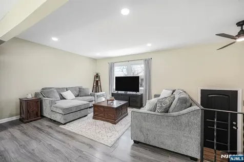 35 Zinnia Drive Vernon NJ 07418
